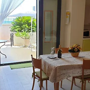 https://i-colori-di-taormina-appartamento-arancione.sicilyhotelsitaly.net